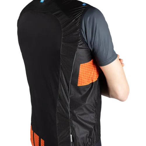 Netzeinsatz auf dem Rücken