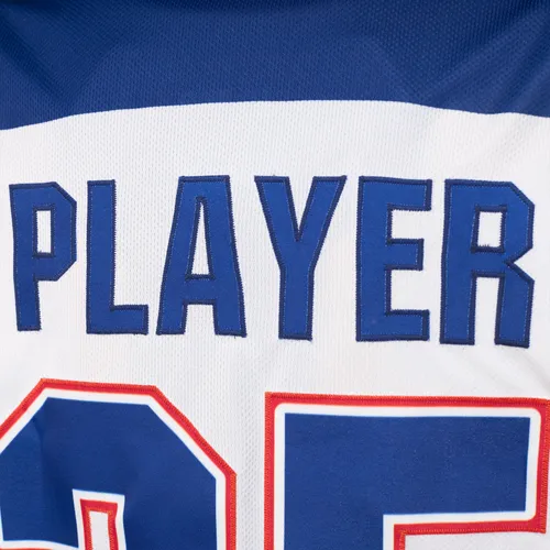 Optional: Aufnäher und Tackle Twill