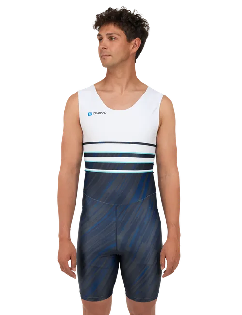 Das Model ist 190 cm groß und trägt Größe 7 Long